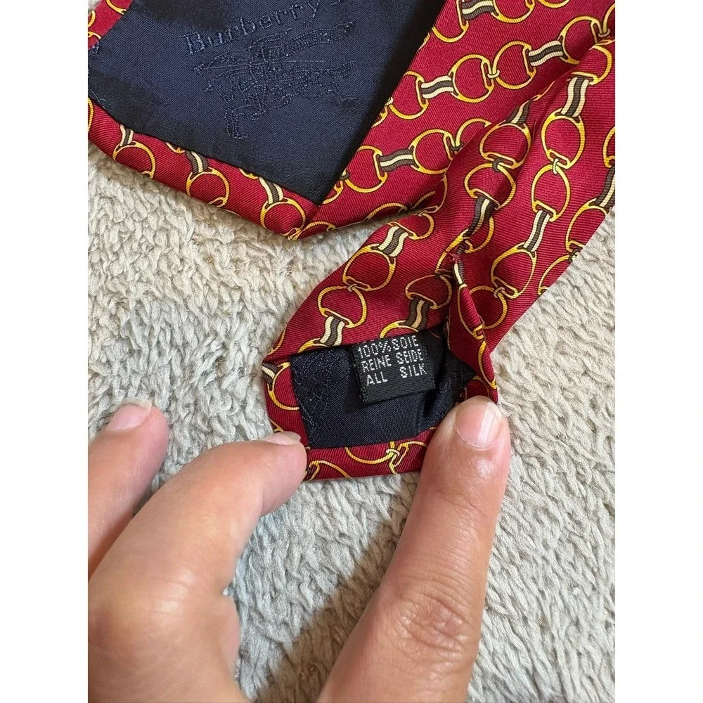 Vintage Burberry's Silk Tie Red‎ Gold Equestrian Horsebit Chain Made in England